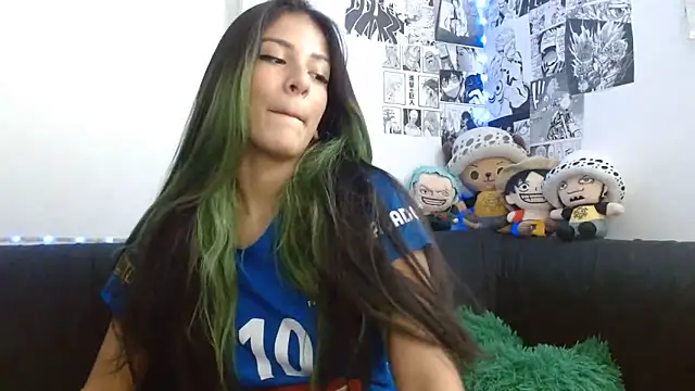 Snapshot of Chloe_paytone chatting on June 2026 06:10:01 PM Chloe paytone online show from June 2026 06:10:01 PM
