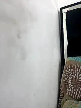 Snapshot of sweetmelissa16 chatting on November 2025 03:52:02 PM sweetmelissa16 online show from November 2025 03:52:02 PM