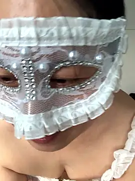 chengcheng12 online show from January 2026 12:46:02 AM