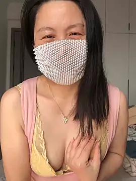 Snapshot of chengcheng12 chatting on February 2026 03:44:01 AM chengcheng12 online show from February 2026 03:44:01 AM