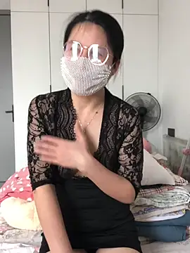 Snapshot of chengcheng12 chatting on February 2026 02:19:01 AM chengcheng12 online show from February 2026 02:19:01 AM