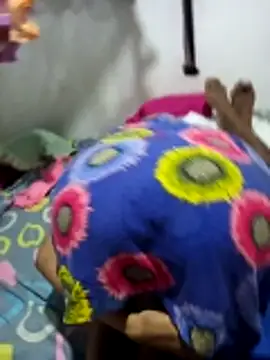 Snapshot of BabyHansi chatting on November 2025 06:40:02 PM BabyHansi online show from November 2025 06:40:02 PM