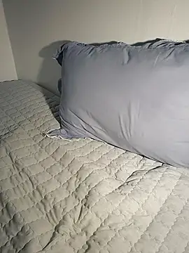 111owo111 online show from October 2025 03:01:01 PM