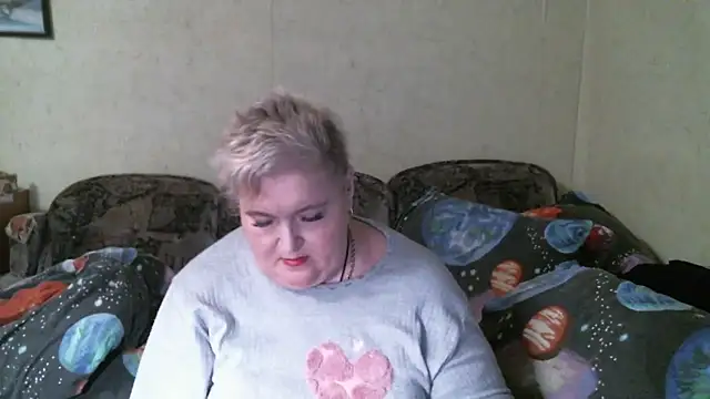Snapshot of Lana555 chatting on April 2026 07:15:02 PM Lana555 online show from April 2026 07:15:02 PM