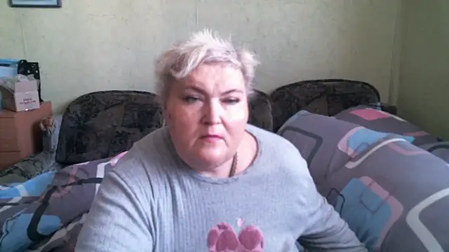 Snapshot of Lana555 chatting on May 2026 08:19:02 AM Lana555 online show from May 2026 08:19:02 AM