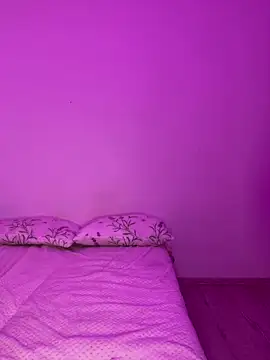 Mihadttraf online show from October 2025 11:57:01 PM