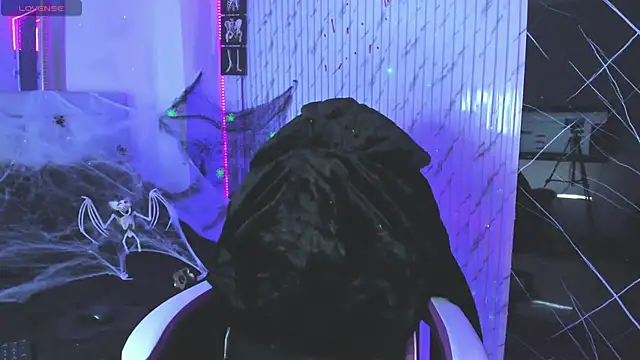 chloe jacksonn online show from November 2025 12:21:01 AM