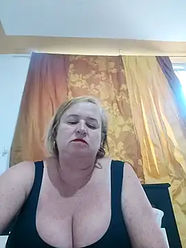 Miss-tetas online show from December 2025 09:52:01 PM