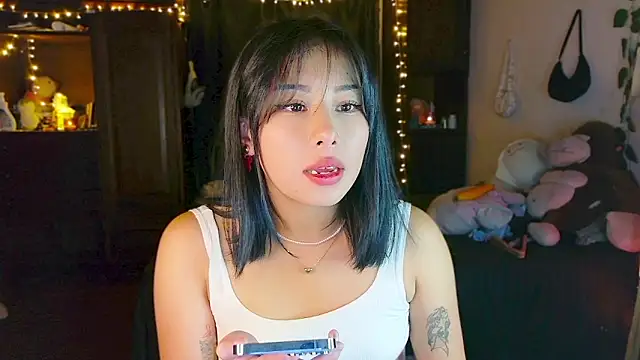Shisuku Sophi online show from May 2026 05:38:01 AM