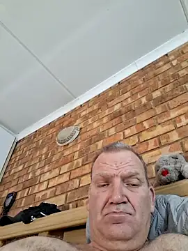 wallacelegend online show from February 2026 05:50:01 AM