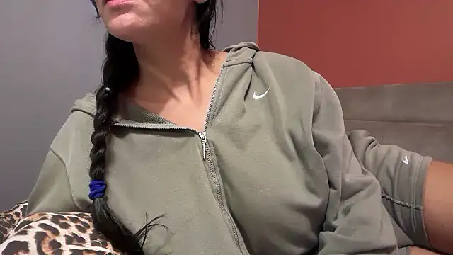 Ofcourseoneday online show from September 2025 02:27:01 PM