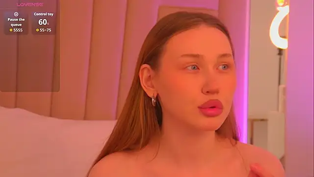 NancySmitts online show from April 2026 03:44:01 PM