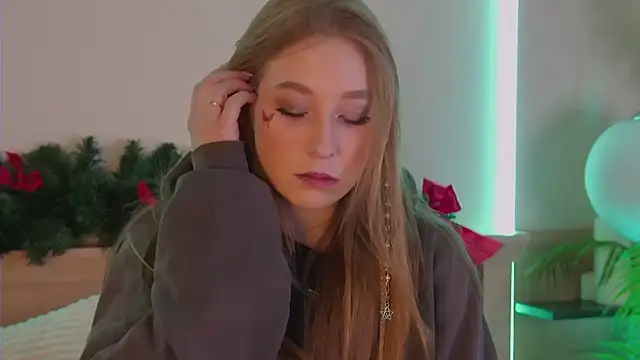 MiaEuphoria  online show from January 2026 05:21:02 AM