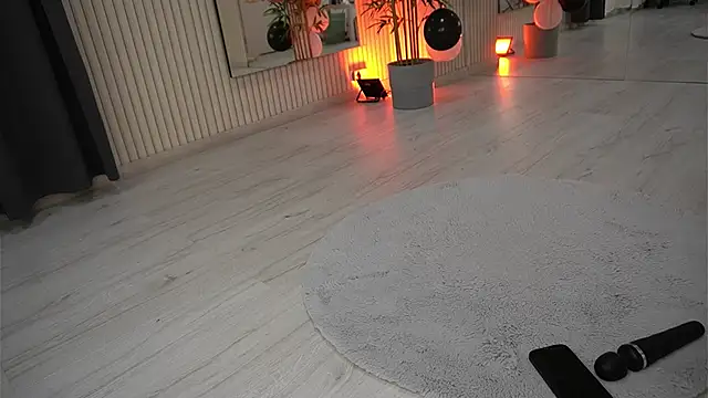 EmmaBlanco online show from November 2025 08:29:02 PM