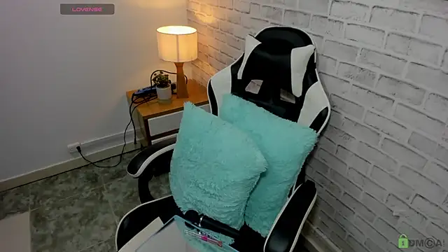 salome rojas  online show from April 2026 05:59:01 PM