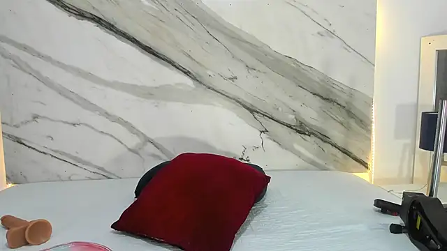 thamiina  online show from September 2025 06:52:02 PM