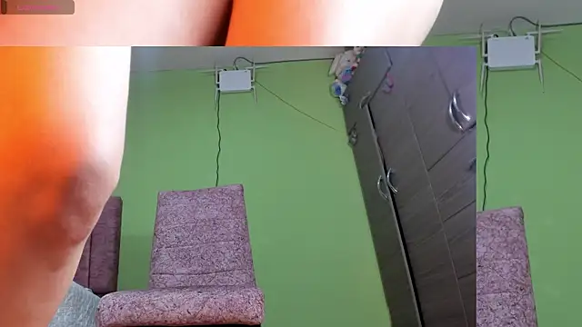 hot Dariana pantyhose online show from November 2025 02:38:01 PM