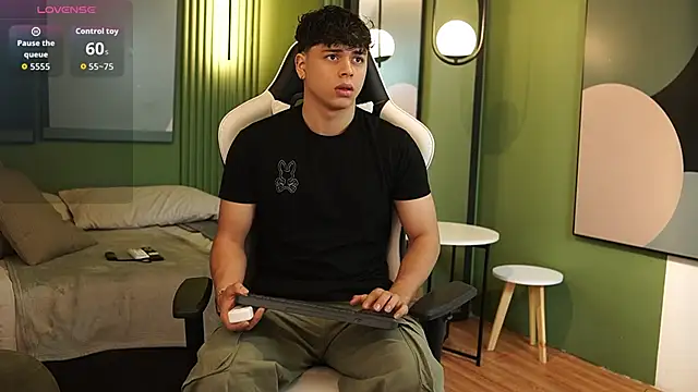 Ethan occonor online show from September 2025 01:15:01 PM