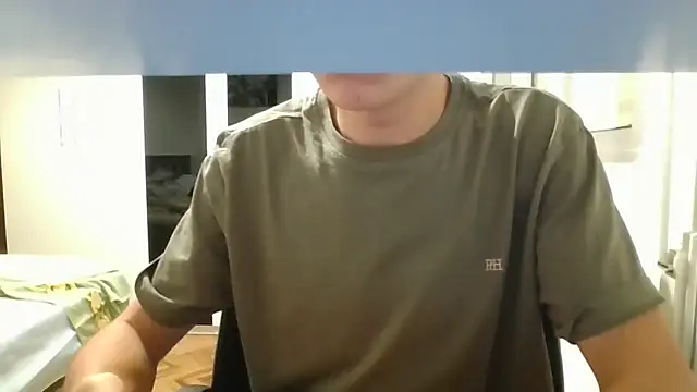 Snapshot of Alexpereezzz chatting on November 2025 05:04:01 PM Alexpereezzz online show from November 2025 05:04:01 PM