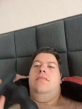 Snapshot of Lars2306 chatting on November 2025 01:35:02 PM Lars2306 online show from November 2025 01:35:02 PM