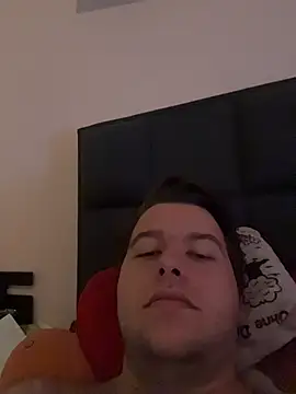 Snapshot of Lars2306 chatting on November 2025 10:36:01 AM Lars2306 online show from November 2025 10:36:01 AM