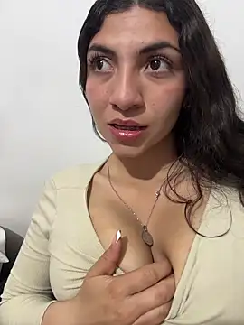 arieel  722 online show from November 2025 03:32:02 AM