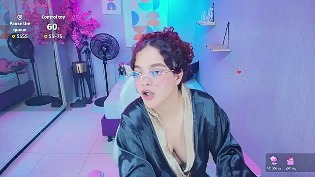 Snapshot of Maggy_t18 chatting on July 2026 07:23:02 AM Maggy t18 online show from July 2026 07:23:02 AM