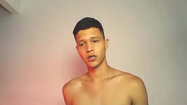 Twinkcock22 online show from September 2025 09:59:02 PM