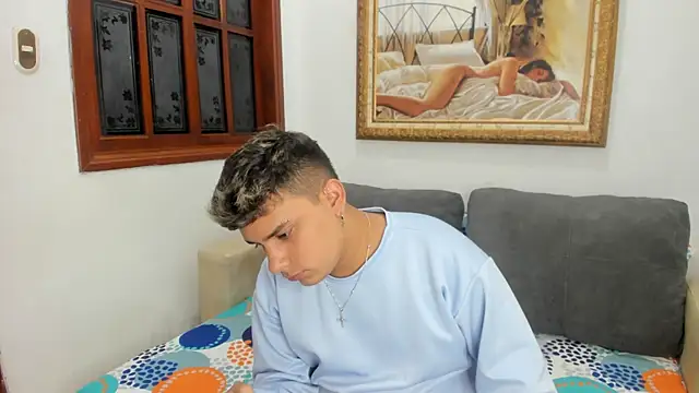 DavilANDkevin2 online show from November 2025 02:33:01 AM