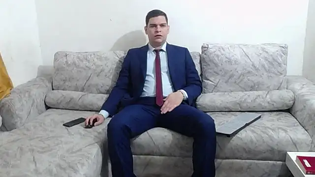 Victor Maitland online show from December 2025 03:47:01 AM