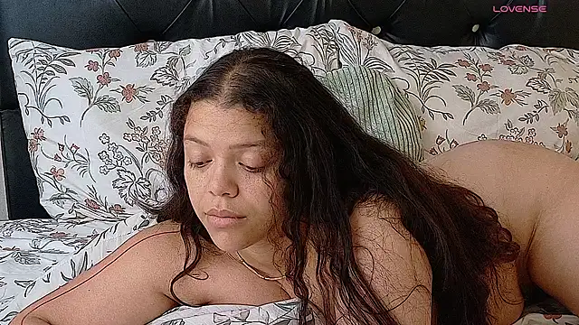 Snapshot of Amanda_sweet chatting on April 2026 06:10:01 PM Amanda sweet online show from April 2026 06:10:01 PM