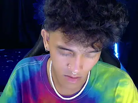 kenbigcockxx online show from April 2026 05:01:02 PM