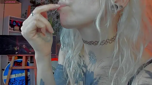 Snapshot of tattoo_art_baby chatting on June 2026 06:21:02 AM tattoo art baby online show from June 2026 06:21:02 AM