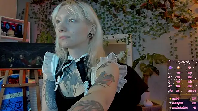 Snapshot of tattoo_art_baby chatting on June 2026 02:55:02 AM tattoo art baby online show from June 2026 02:55:02 AM
