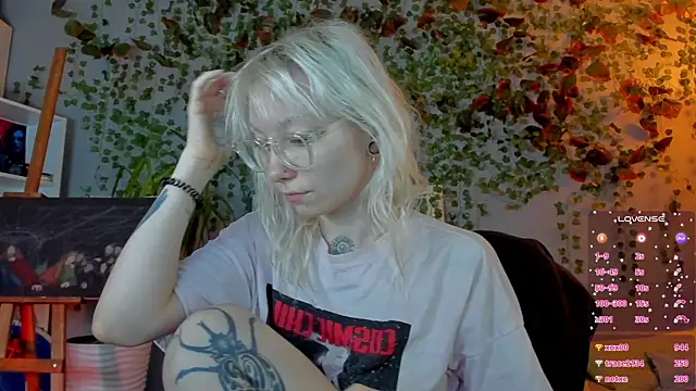 Snapshot of tattoo_art_baby chatting on July 2026 04:42:01 AM tattoo art baby online show from July 2026 04:42:01 AM