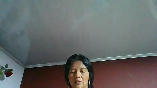 DianaOchoa  online show from June 2026 04:30:02 AM