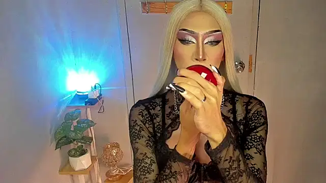 Snapshot of anitacruise chatting on February 2026 08:05:02 PM anitacruise online show from February 2026 08:05:02 PM