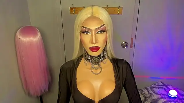 Snapshot of anitacruise chatting on March 2026 08:32:02 AM anitacruise online show from March 2026 08:32:02 AM