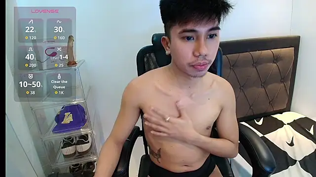 Snapshot of Ur_pinoyhotbrix chatting on March 2026 12:06:02 AM Ur pinoyhotbrix online show from March 2026 12:06:02 AM