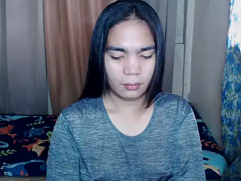 Snapshot of Simple_Martina chatting on February 2026 01:37:02 AM Simple Martina online show from February 2026 01:37:02 AM