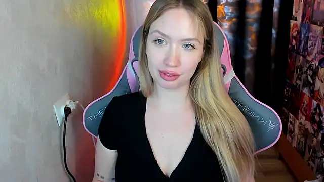 NicoleRiccii online show from January 2026 08:43:01 PM