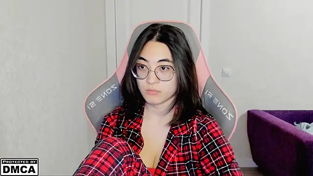 Snapshot of MeilideQian1 chatting on September 2025 02:52:02 PM MeilideQian1 online show from September 2025 02:52:02 PM