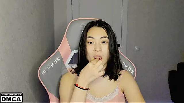 Snapshot of MeilideQian1 chatting on October 2025 05:57:02 PM MeilideQian1 online show from October 2025 05:57:02 PM