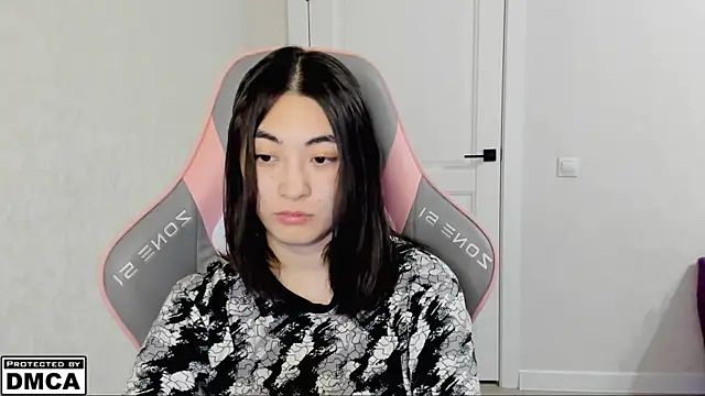 Snapshot of MeilideQian1 chatting on November 2025 05:25:01 PM MeilideQian1 online show from November 2025 05:25:01 PM