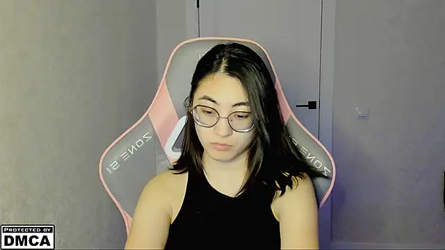 Snapshot of MeilideQian1 chatting on November 2025 12:14:02 PM MeilideQian1 online show from November 2025 12:14:02 PM