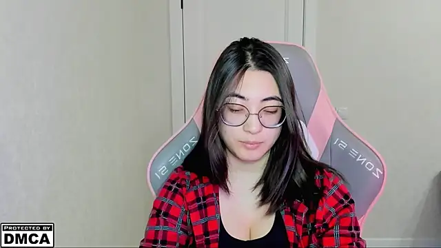 Snapshot of MeilideQian1 chatting on December 2025 02:55:01 PM MeilideQian1 online show from December 2025 02:55:01 PM