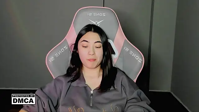 Snapshot of MeilideQian1 chatting on February 2026 03:51:01 PM MeilideQian1 online show from February 2026 03:51:01 PM