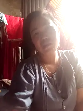 jienrrr online show from September 2025 10:37:01 AM