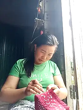 jienrrr online show from September 2025 05:09:01 AM