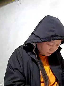 yoowwmr online show from November 2025 01:58:02 PM